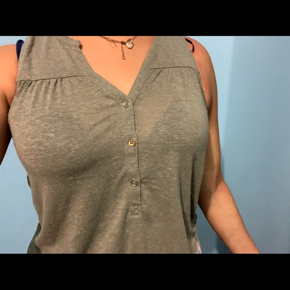Shirt - Picture 2 of 4
